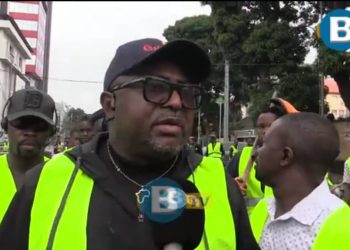 Initiative d’Assainissement à Kaloum : Un Pas vers une Ville Plus Propre, le nouveau slogan de Dr David Makongo