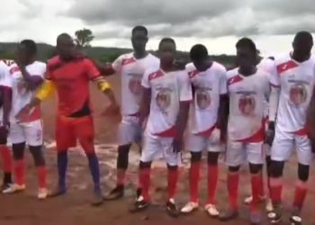 Sidikila vibre au rythme de la paix : Dr David Makongo touche les cœurs à travers un match de football