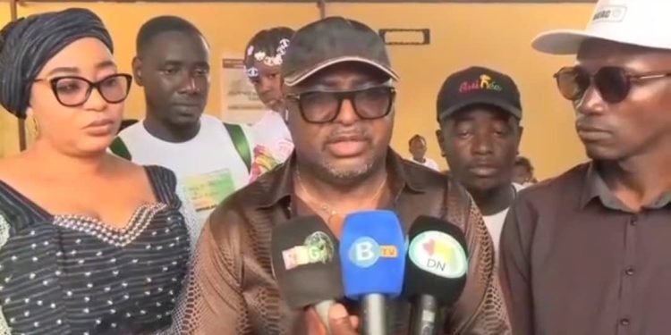 La Fondation Makongo soutient les enfants défavorisés de Kaloum pour la rentrée scolaire 2024-2025