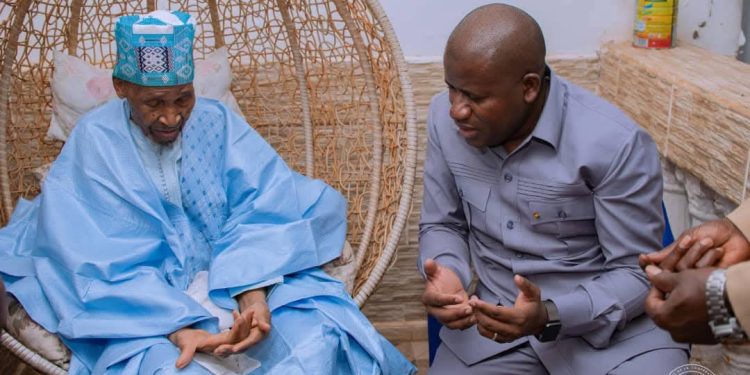 C’est avec une profonde tristesse que j’ai appris le décès du 𝐝𝐨𝐲𝐞𝐧 𝐄𝐥𝐡𝐚𝐝𝐣 𝐁𝐨𝐮𝐛𝐚𝐜𝐚𝐫 𝐁𝐢𝐫𝐨 𝐃𝐢𝐚𝐥𝐥𝐨, 𝐚𝐧𝐜𝐢𝐞𝐧 𝐏𝐫𝐞́𝐬𝐢𝐝𝐞𝐧𝐭 𝐝𝐞 𝐥’𝐀𝐬𝐬𝐞𝐦𝐛𝐥𝐞́𝐞 𝐍𝐚𝐭𝐢𝐨𝐧𝐚𝐥𝐞 𝐝𝐞 𝐆𝐮𝐢𝐧𝐞́𝐞.