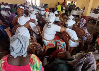 AGB2A-GIC renforce son engagement pour le développement durable : Remise officielle des agréments et financements aux groupements de femmes à Soumbouyadi