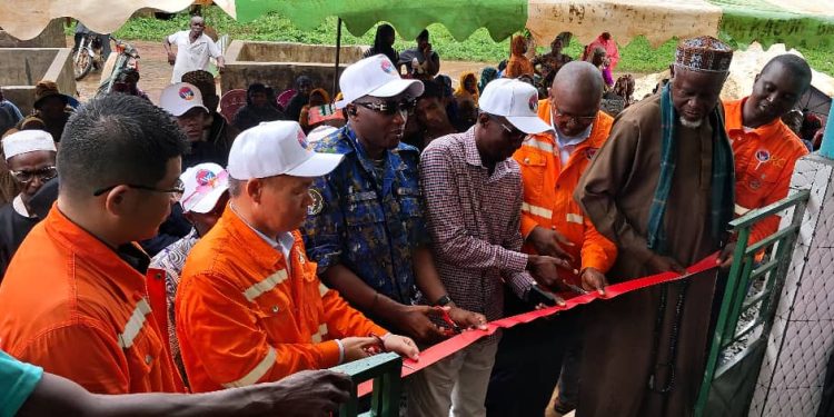 Boké-Religion : La SMB remet la Mosquée rénovée aux communautés de Tambaya