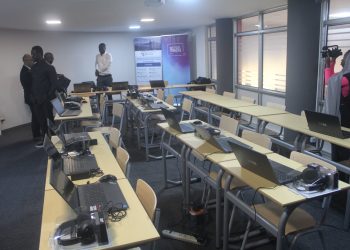 Conakry : l’intelligence artificielle au cœur d’un débat académique et culturel à l’Institut Français de Guinée