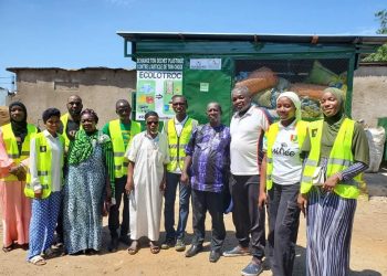 Développement durable : le projet ECOLOTROC primé par l’Ambassade de France en Guinée