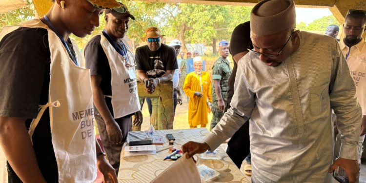 Présidentielle : Mohamed Lamine Sy Savané supervise le déroulement du scrutin à Boké