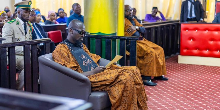 Respect de la Constitution : le Président Mamadi Doumbouya accomplit un acte républicain majeur