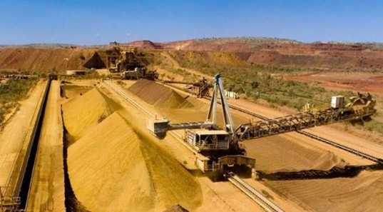 Litiges miniers en Guinée : faut-il gouverner ou suspendre le réel ?