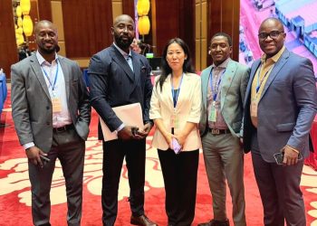 Sonny Doumbouya porte la voix de la Guinée et de KBM au 16th Aluminium Raw Materials Summit en Chine