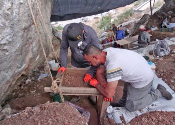 Israël : une grotte vieille de 300 000 ans révèle un chapitre clé de la préhistoire humaine