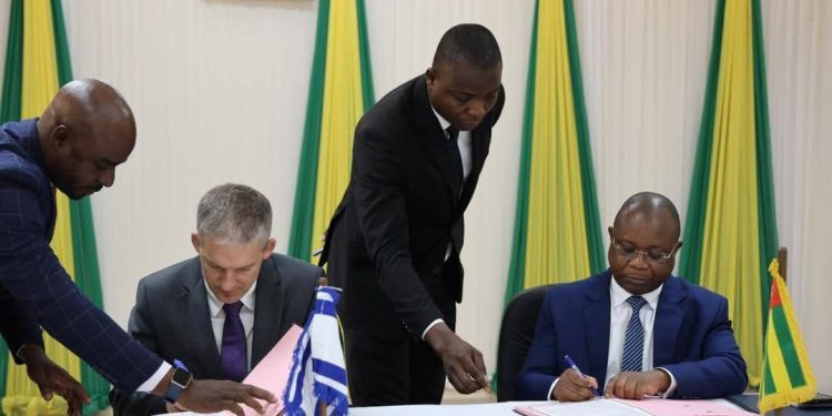 Israël et le Togo renforcent leur coopération par la signature d&rsquo;un protocole d&rsquo;accord diplomatique