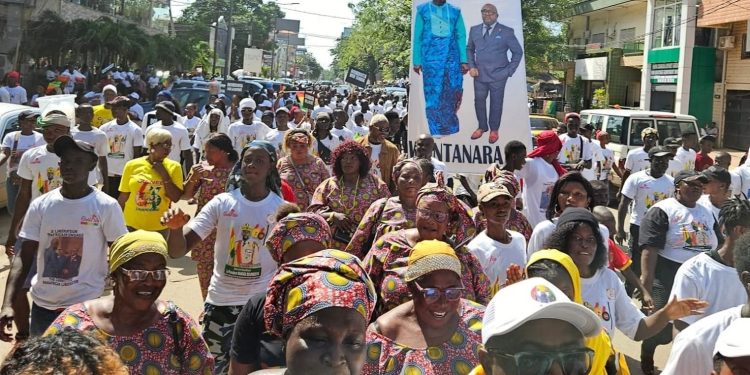 2 OCTOBRE : UNE GUINÉE, UN PEUPLE, UN DESTIN COMMUN