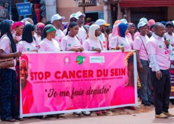 Octobre Rose à Mamou : la LONAGUI et le RENAFERGUI engagés contre le cancer du sein